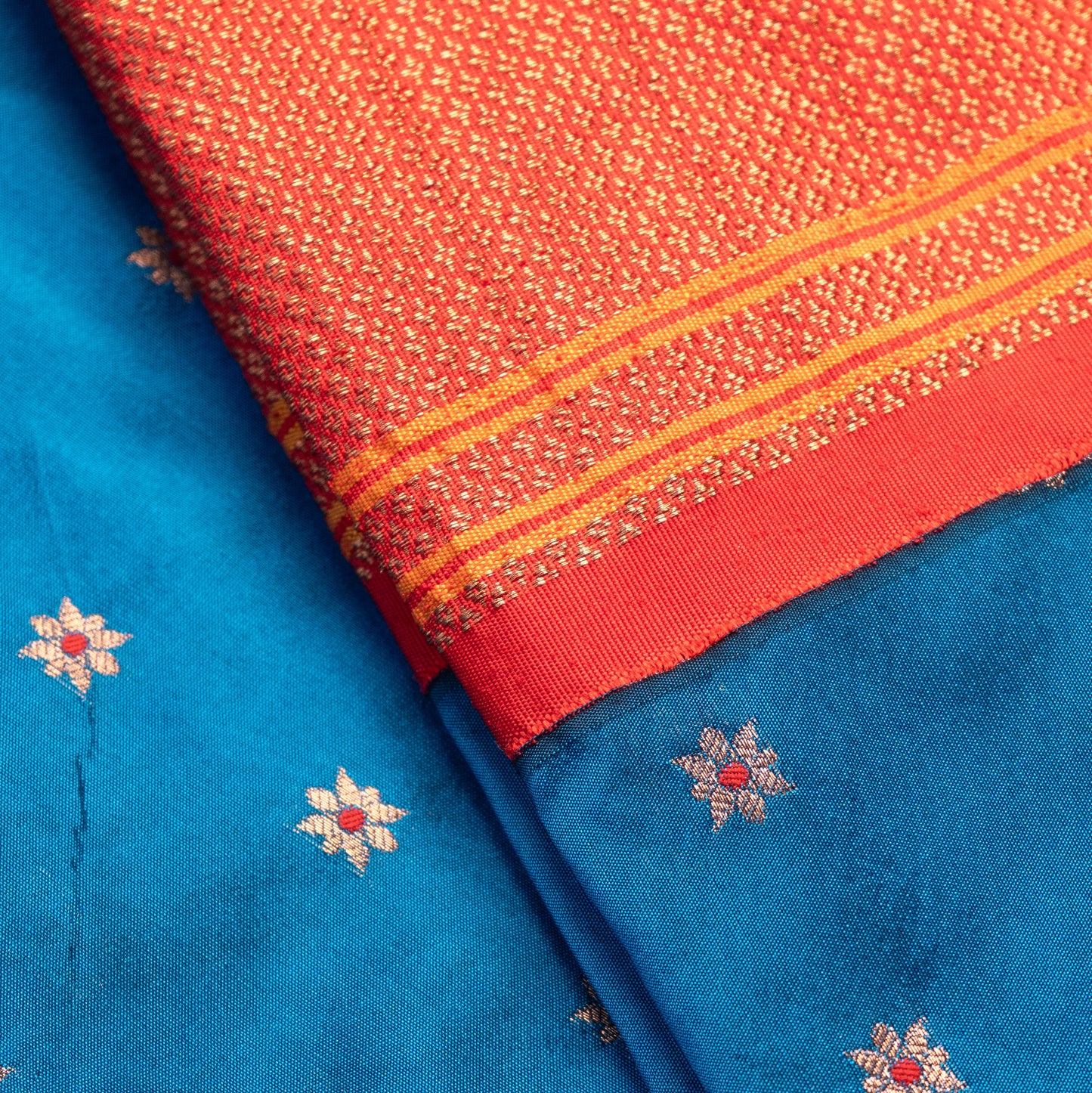 Royal Blue Paithani Saree Contrast Border