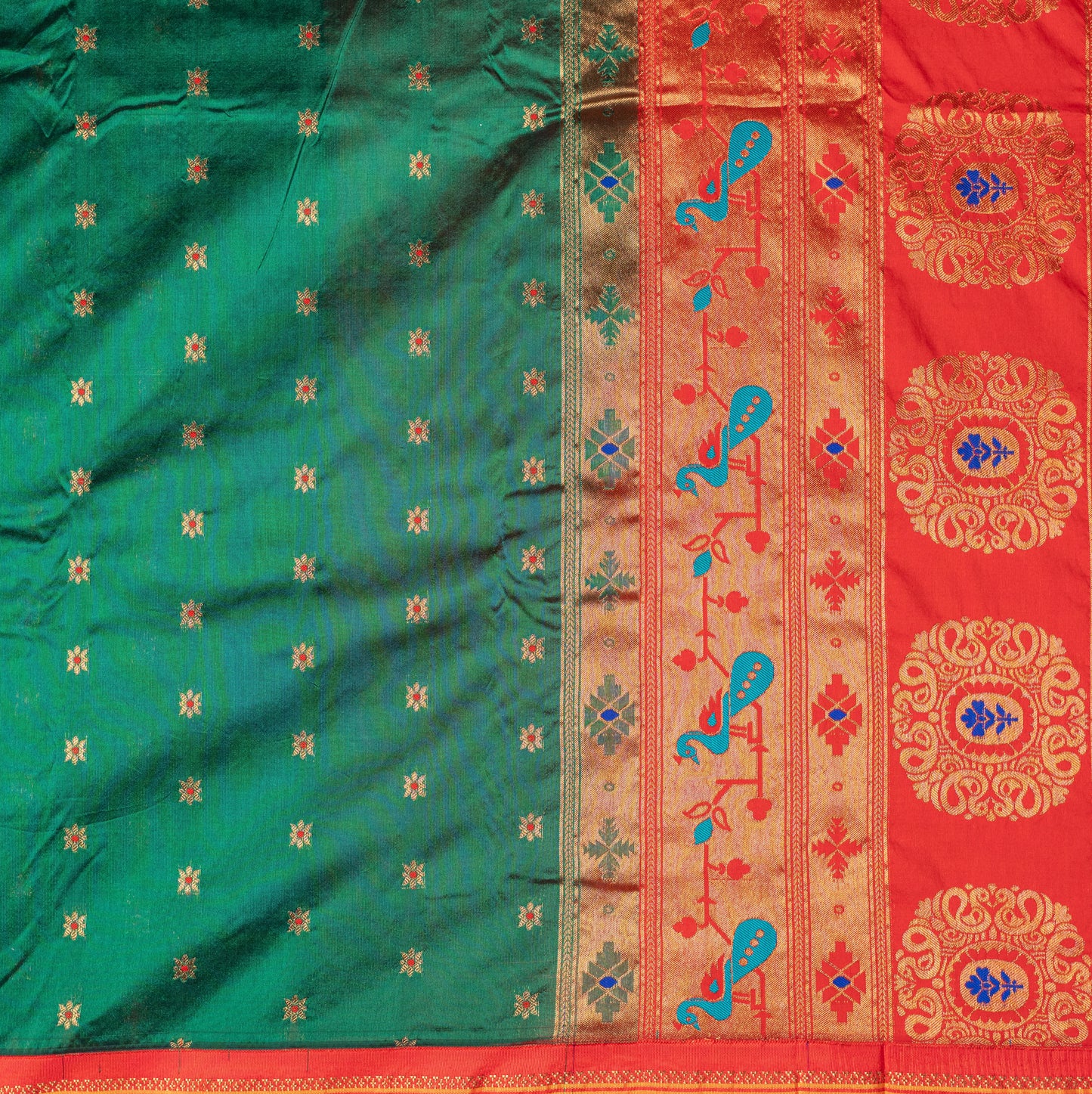 Bottle Green Paithani Saree Contrast Border