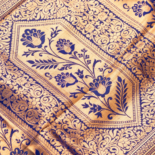 Lavender Gadwal Semi Silk Saree With Contrast Border