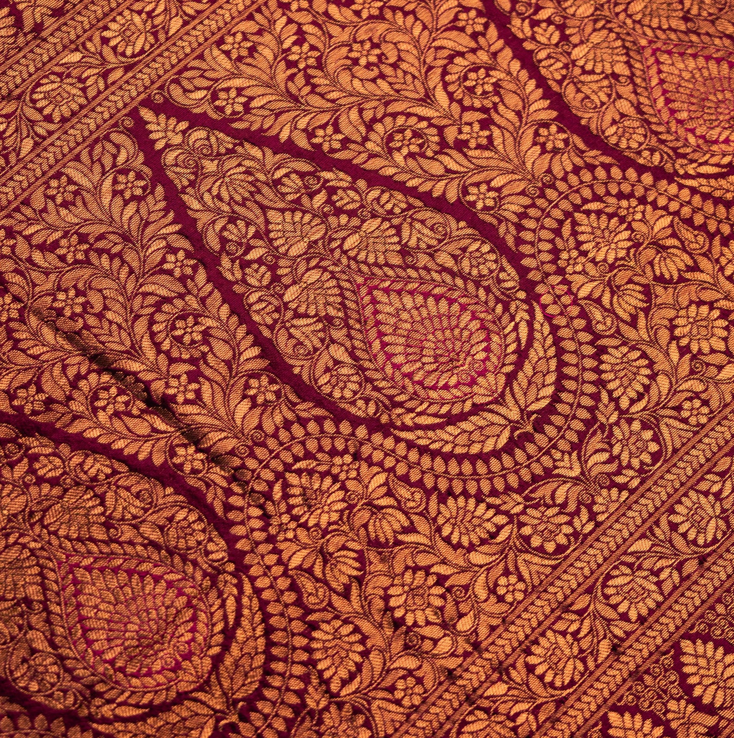 Wine Traditional Kath Padar with Contrast Border