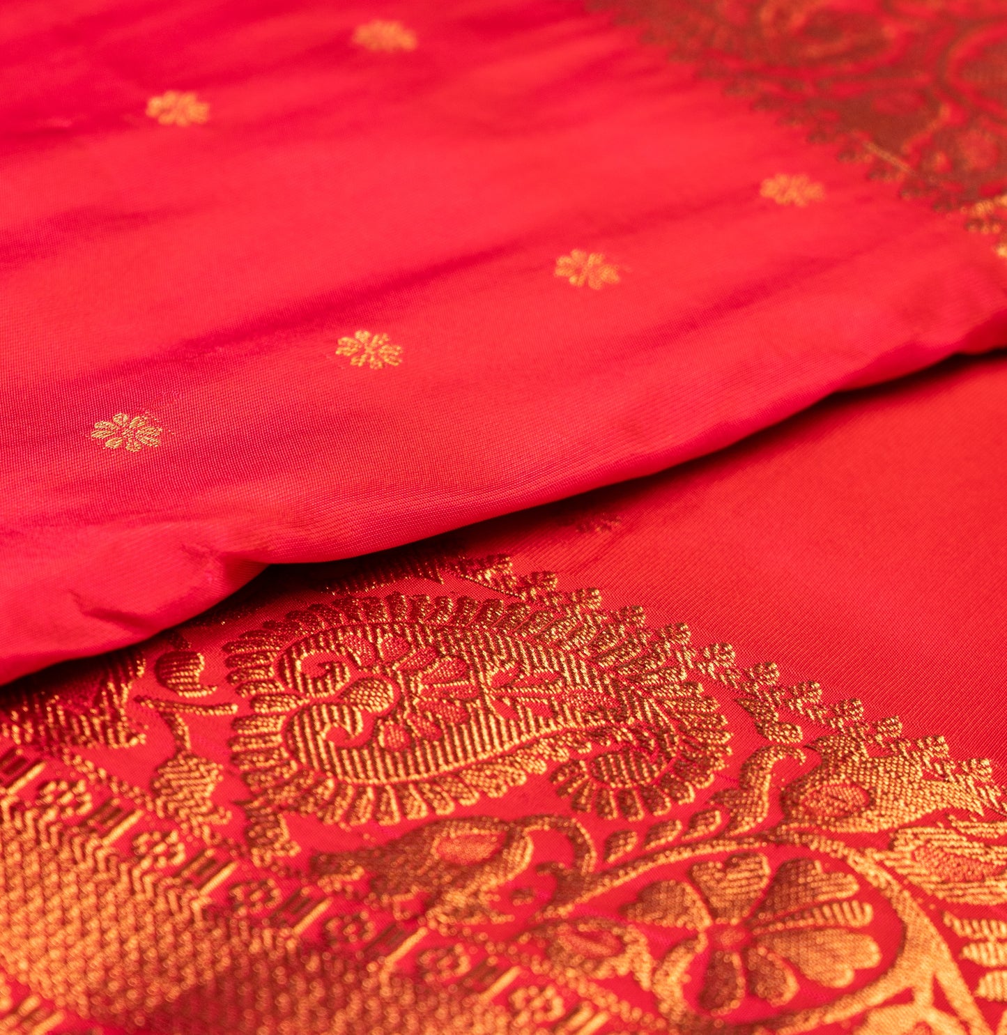Rani Traditional Kath Padar Semi Silk Saree with Contract Border