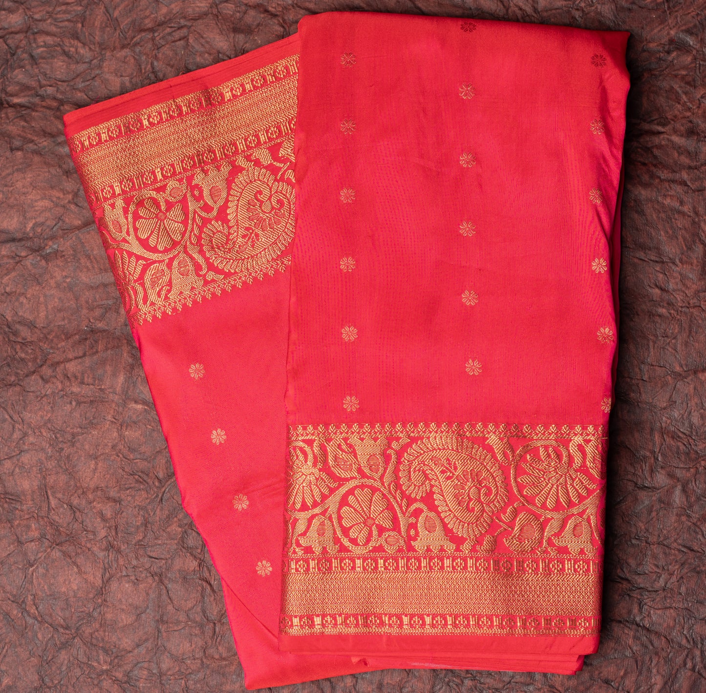 Rani Traditional Kath Padar Semi Silk Saree with Contract Border