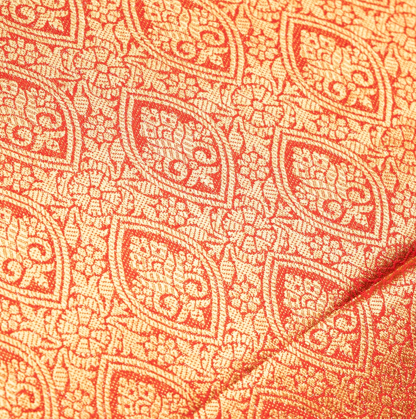 Mehendi Art Tissue Kanchipuram Saree with Border