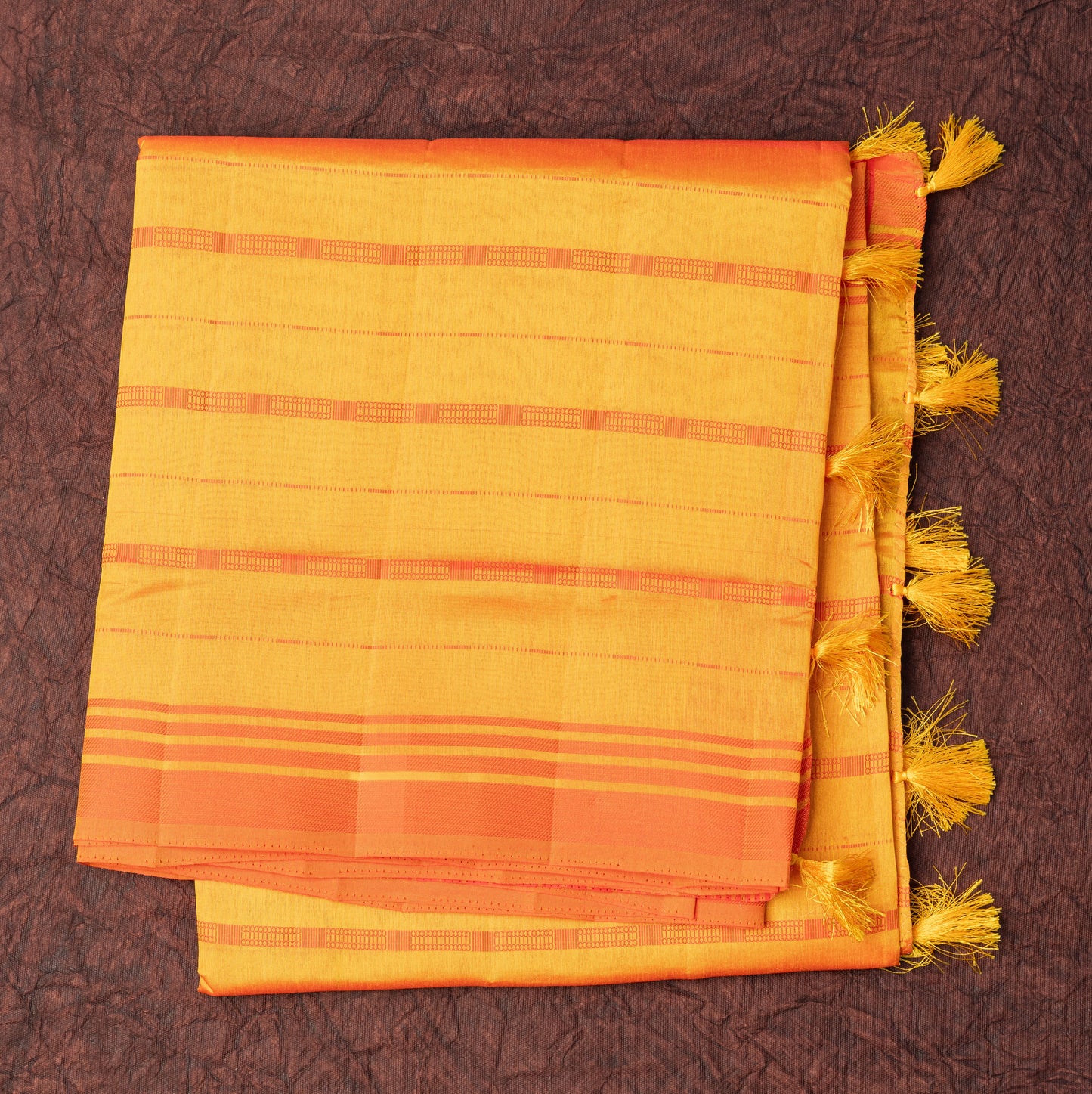 Mango Saree in Raw Silk with Lining pallu and Resham butta