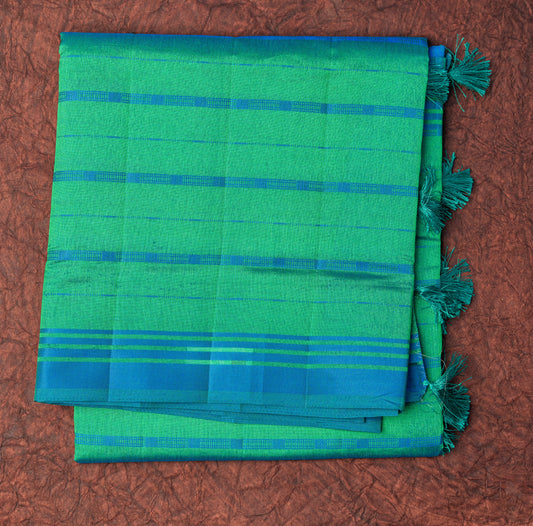 Green Saree in Raw Silk with Lining pallu and Resham butta