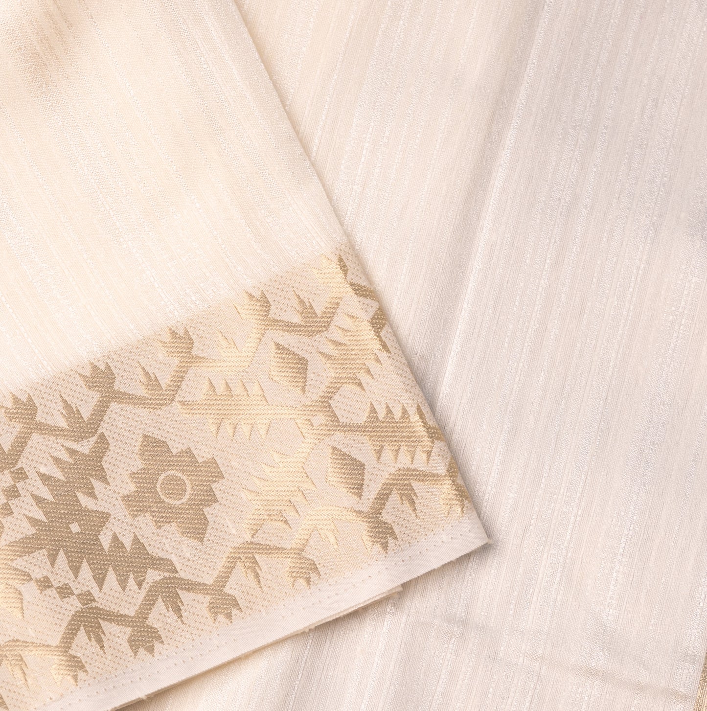 Cotton Moti Saree with Plain Lining Pallu and Zari Border