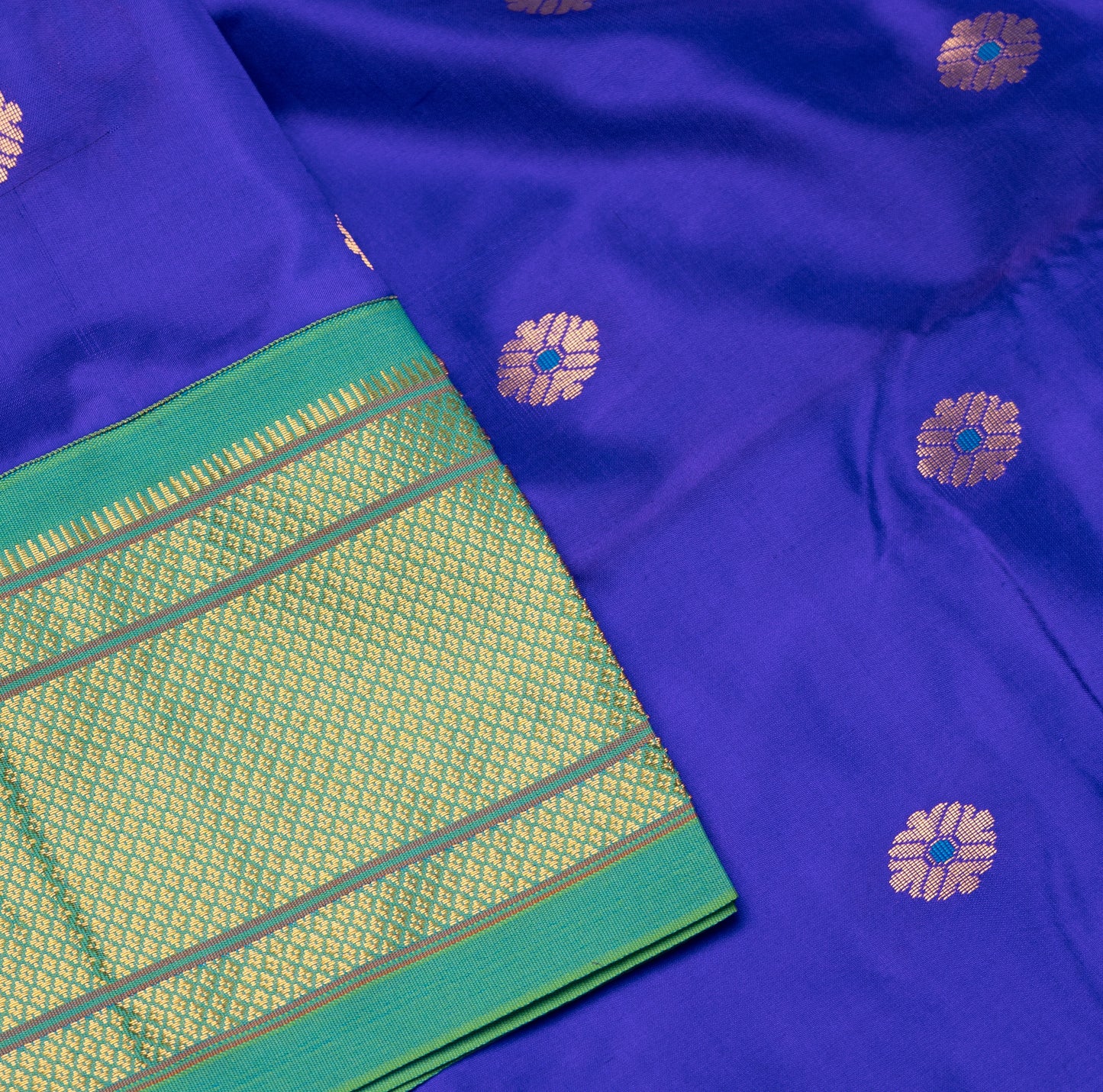 Lotus Peacock Paithani with Contrast Border